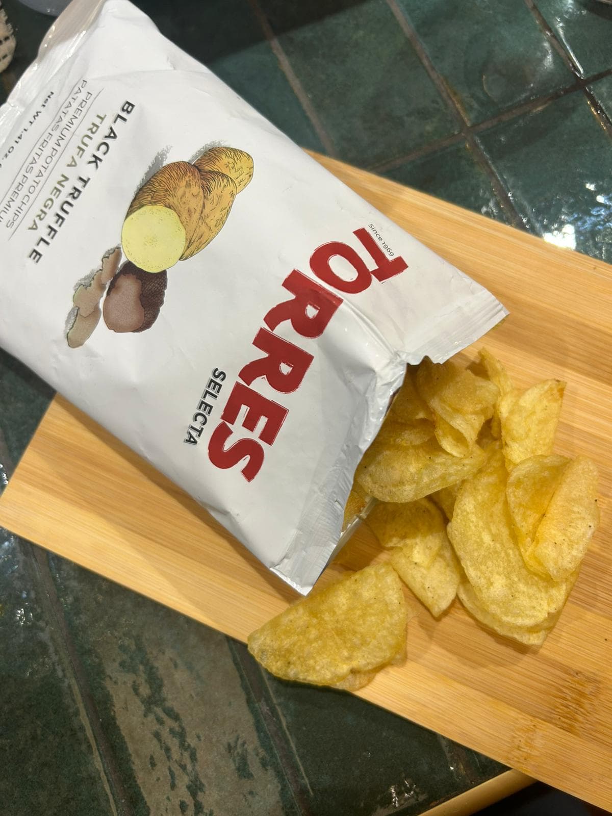 Chips Torres al tartufo nero